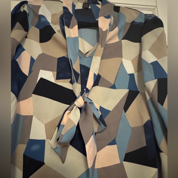 Women's Bow Tied Neck Colorblock Print Lantern Long Sleeve Blouse Top - Picture 3 of 4